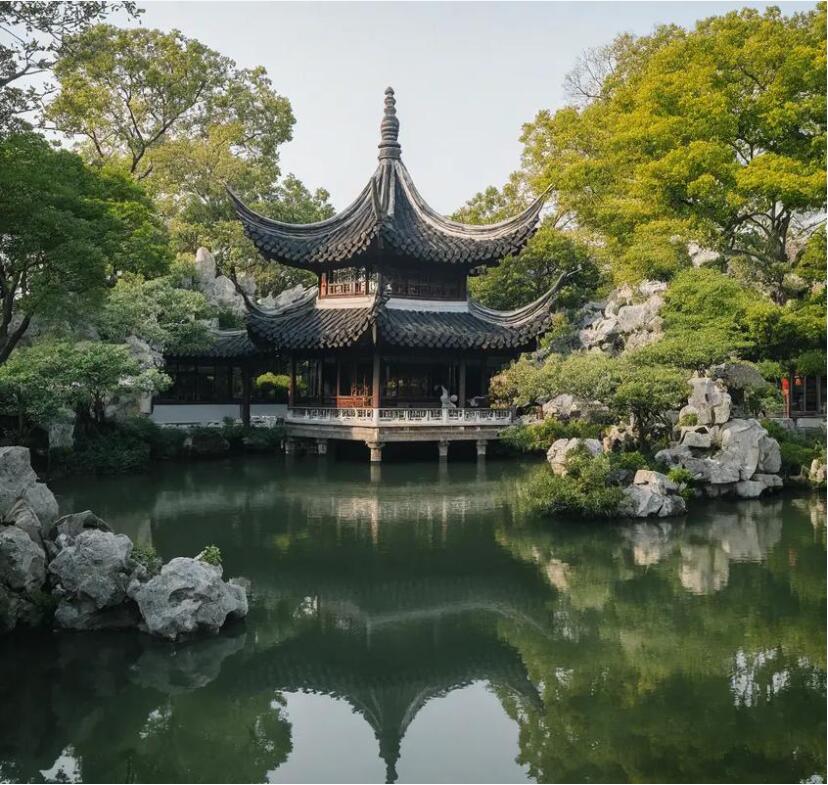 和龙夏日餐饮有限公司